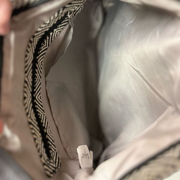 Thirty One Black Diamond Purse‎ - Picture 3 of 3